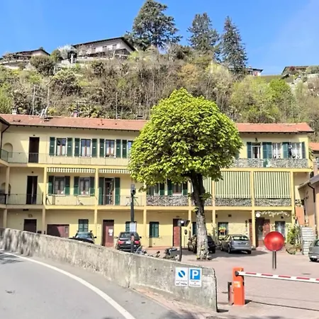 Casa Saint George - San Giuseppe Group דירה צ'רנוביו